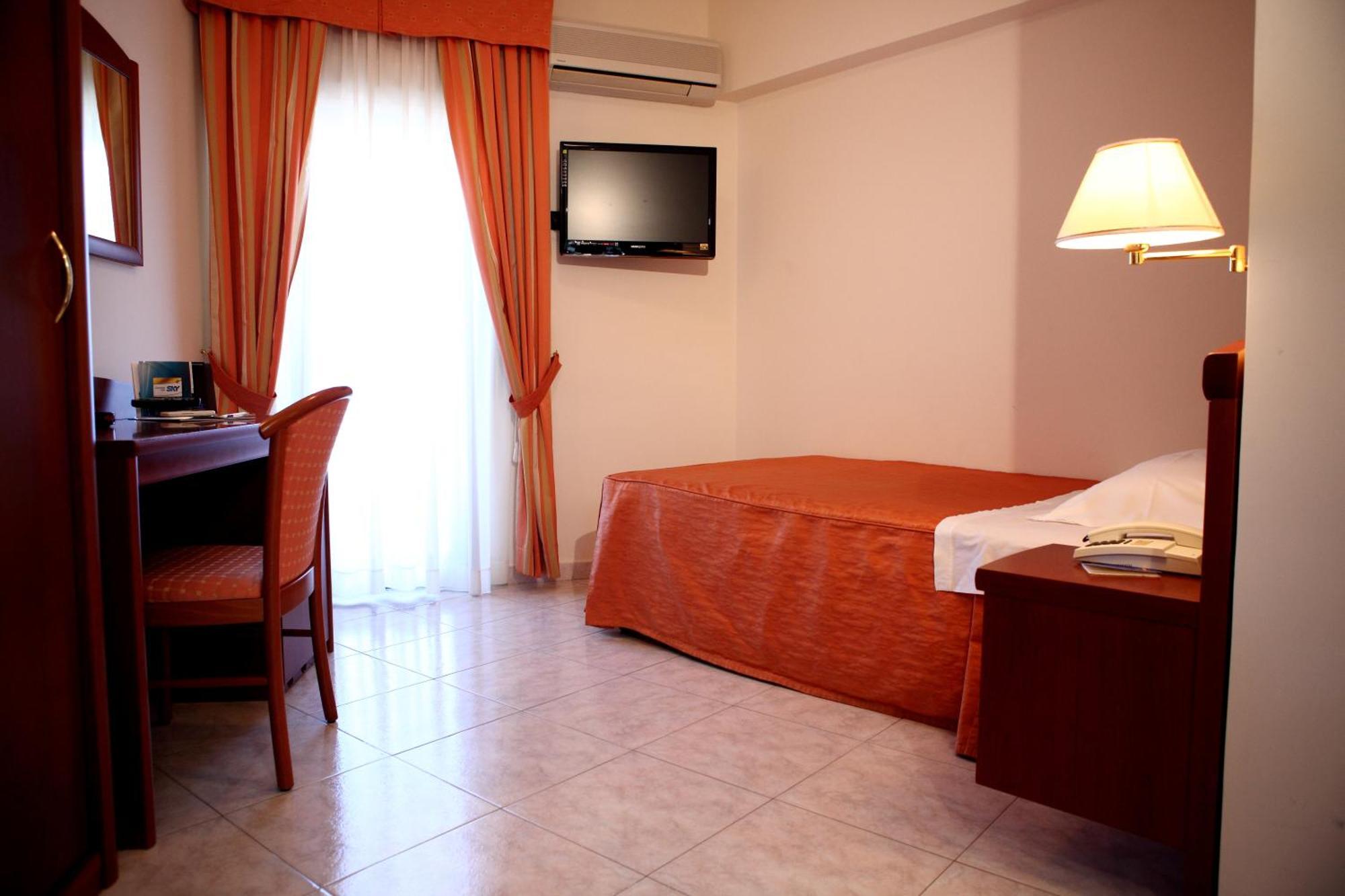 Za Maria Hotel Santo Stefano di Camastra