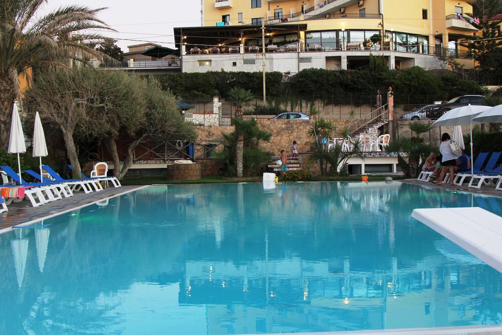 Hotel Za Maria Santo Stefano di Camastra